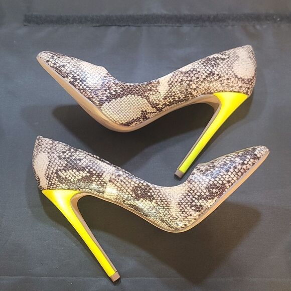 BRAND NEW SHOEDAZZLE ANIMAL PRINT POINTED TOE SLIP-ON HIGH HEEL PUMP - Picture 4 of 14